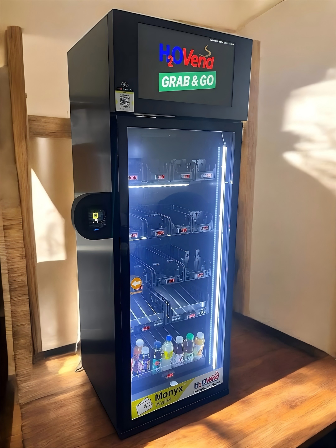 UK Snack Vending Machine Case for Snacks and Drinks with Weight-Sensing Technology